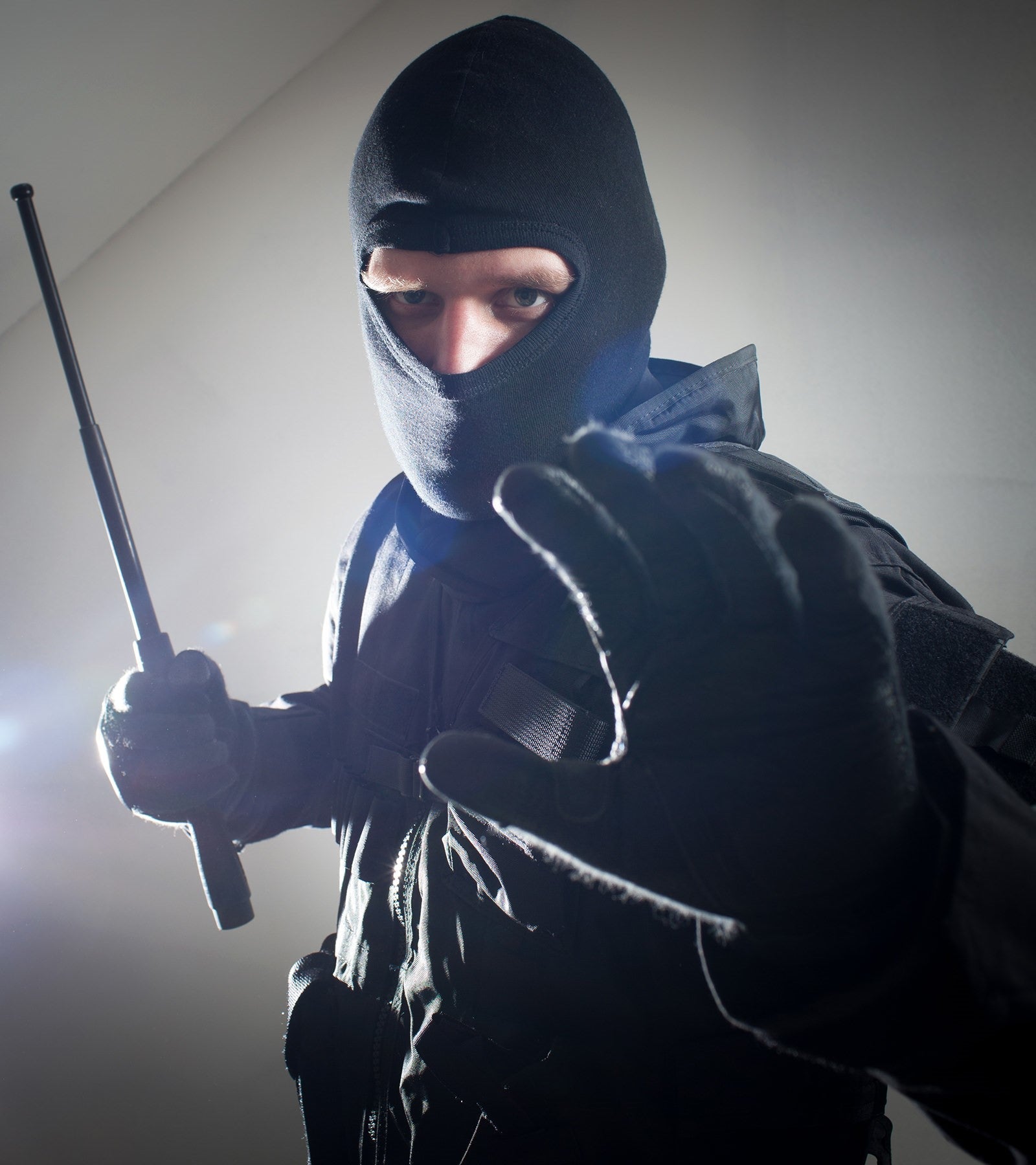 The Ultimate Guide to Choosing an Expandable Baton for Self-Defense